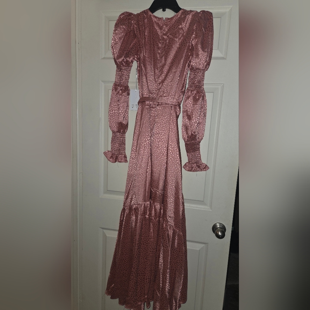 Elegant Pink Women's Dress